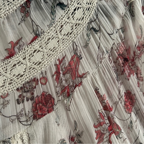 ANTHROPOLOGIE Floral Lace Trim Blouse - Picture 6 of 11